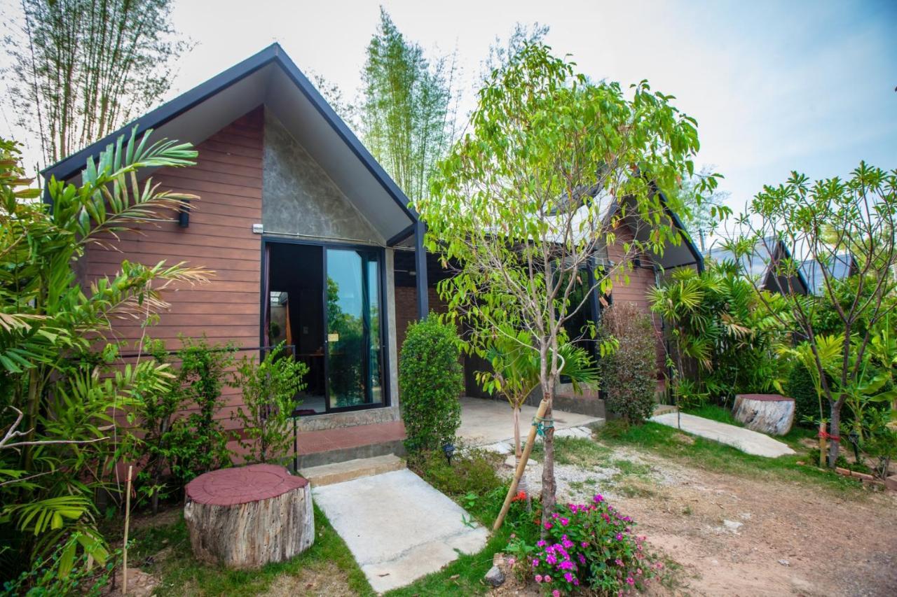 Br2 House Resort Phayao Εξωτερικό φωτογραφία